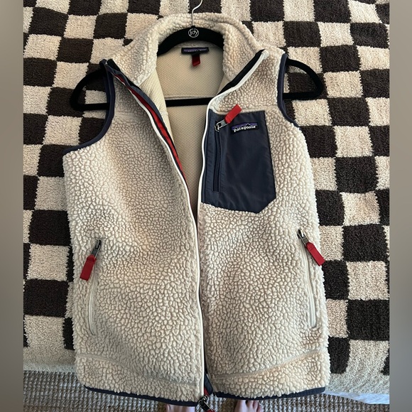 Patagonia Women's Classic Retro-X Vest - Picture 1 of 4